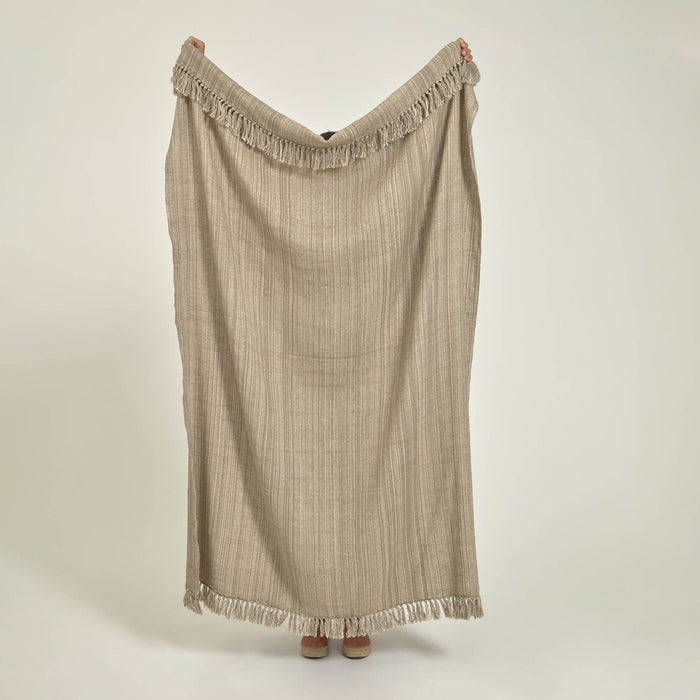 Manta Ami 100% algodón marrón 130 x 170 cm